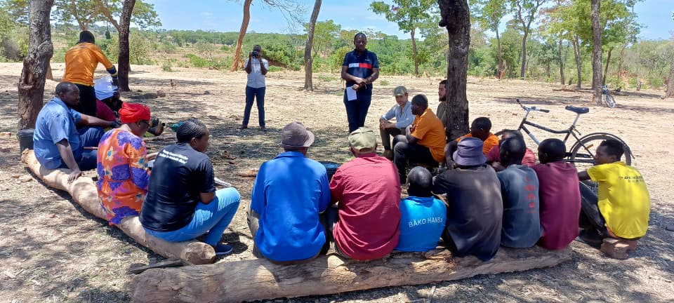 Community engagement and field reporting with trained youth